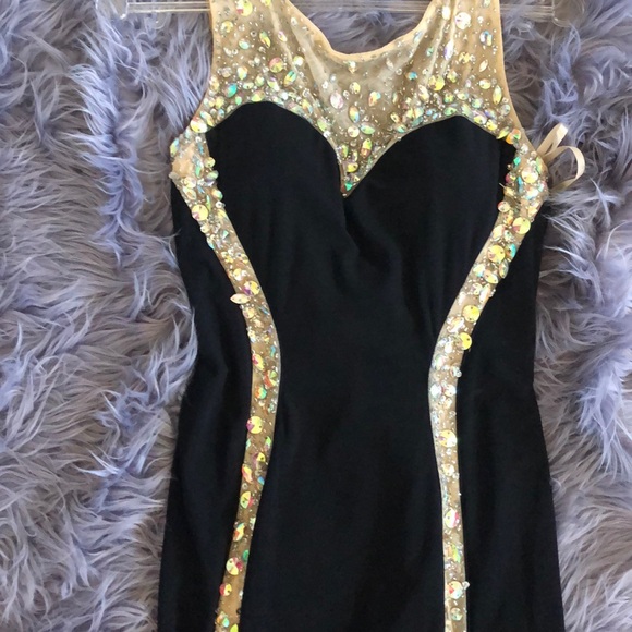 Long sparkly prom dress - Picture 3 of 4